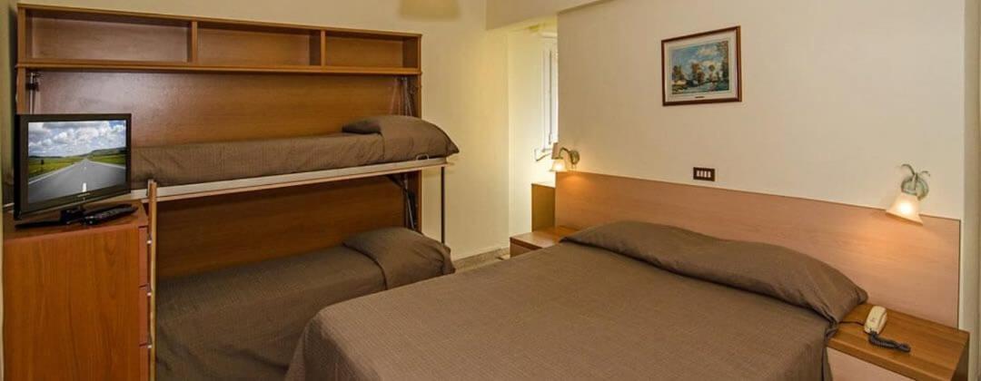 Hotel Laurin ลิโด ดิ กามาโยเร ภายนอก รูปภาพ